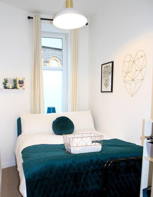 Flat 12A - Central, Modern, Bright Apartment With Free Wifi Oban Exteriör bild