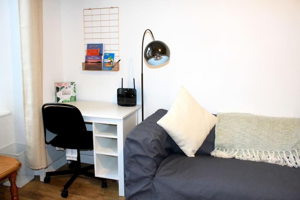 Flat 12A - Central, Modern, Bright Apartment With Free Wifi Oban Exteriör bild