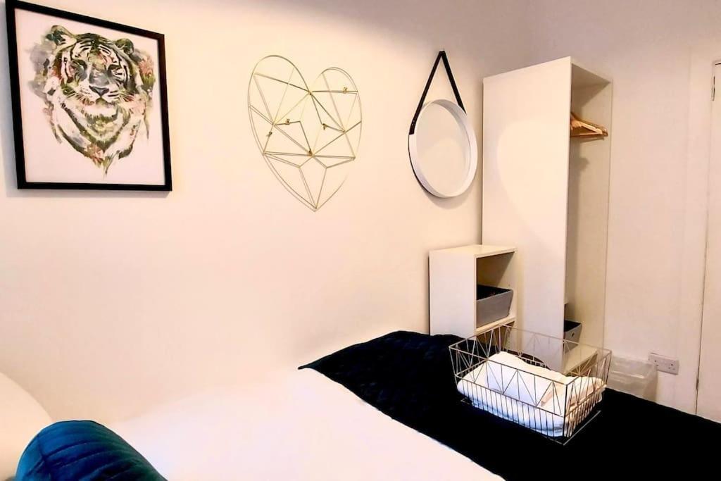 Flat 12A - Central, Modern, Bright Apartment With Free Wifi Oban Exteriör bild